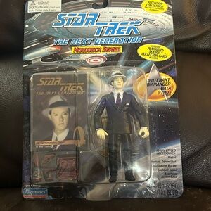 Star Trek The Next Generation Lieutenant Commander Data Action Figure